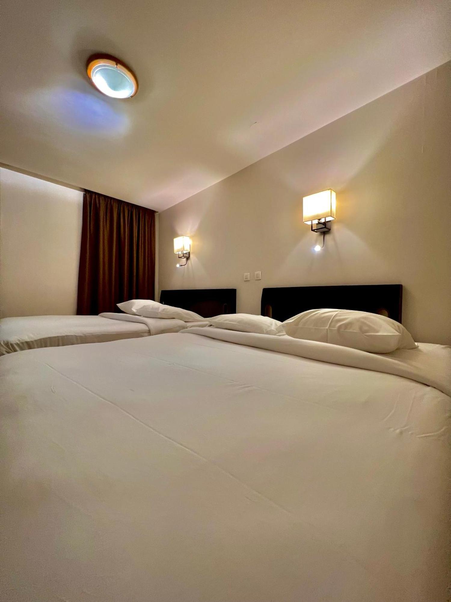 Hotel Belle Fontainebleau Esterno foto