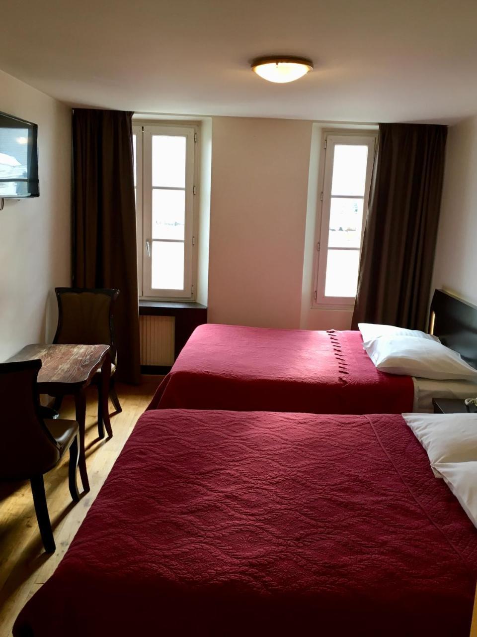 Hotel Belle Fontainebleau Esterno foto